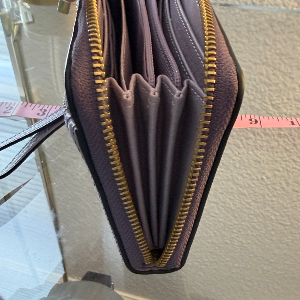 Fossil Lavender Women's Wallet - Picture 4 of 11